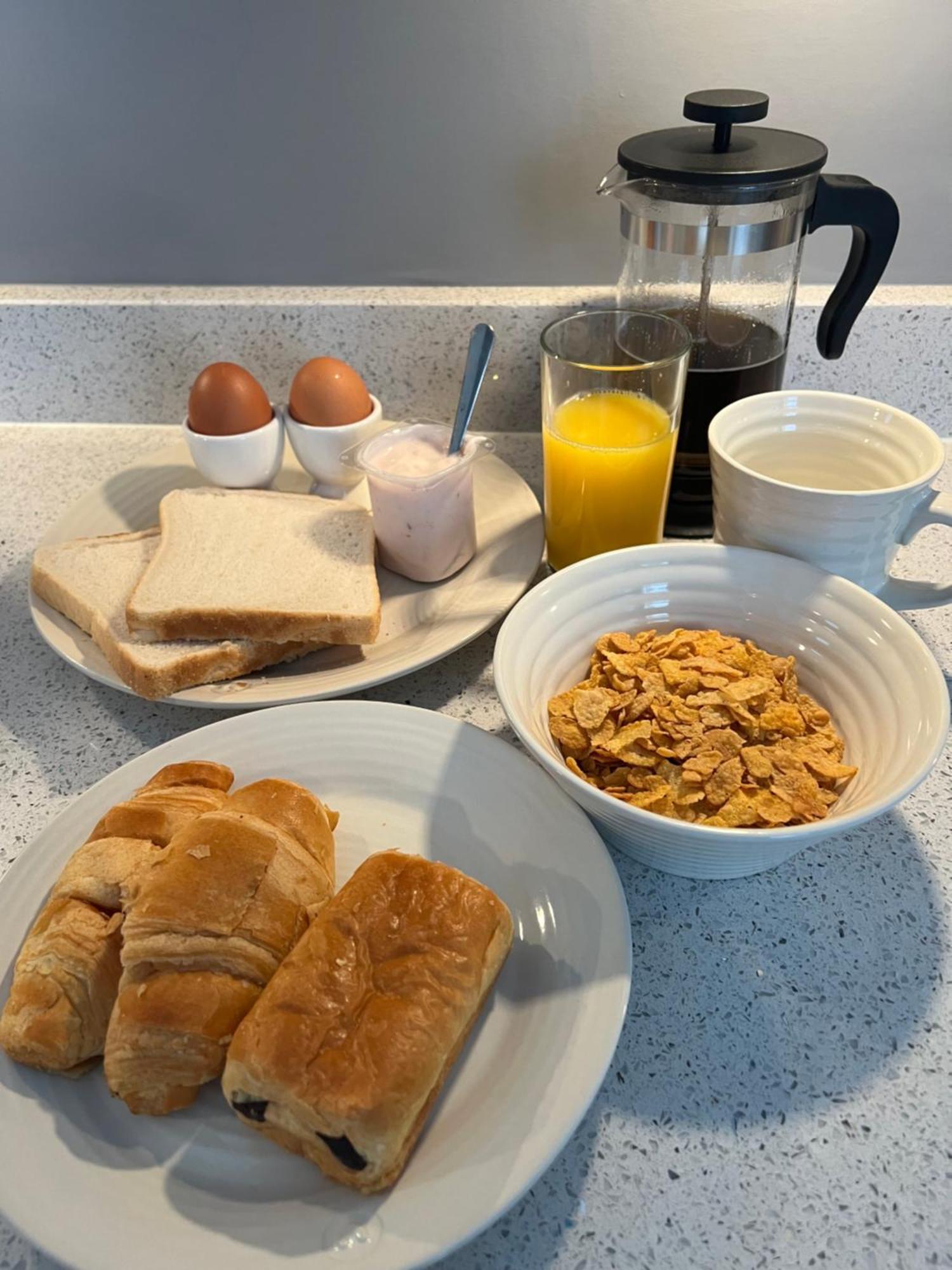 Crewe Apartment - 2 Bed, Free Off Street Parking And Private Garden 爱丁堡 外观 照片