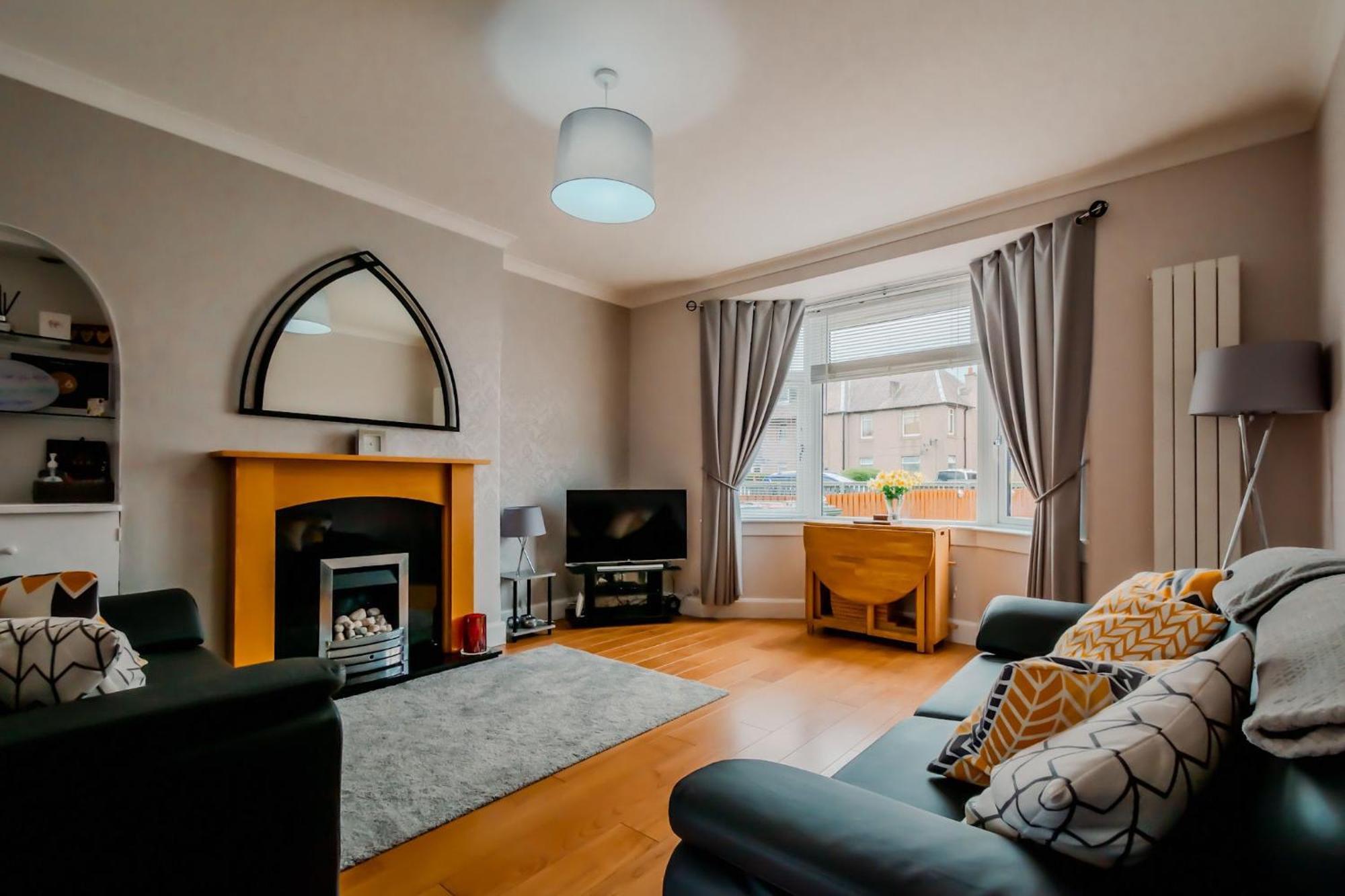 Crewe Apartment - 2 Bed, Free Off Street Parking And Private Garden 爱丁堡 外观 照片