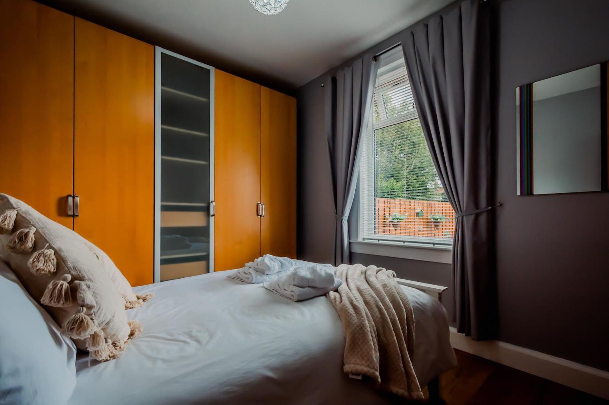 Crewe Apartment - 2 Bed, Free Off Street Parking And Private Garden 爱丁堡 外观 照片