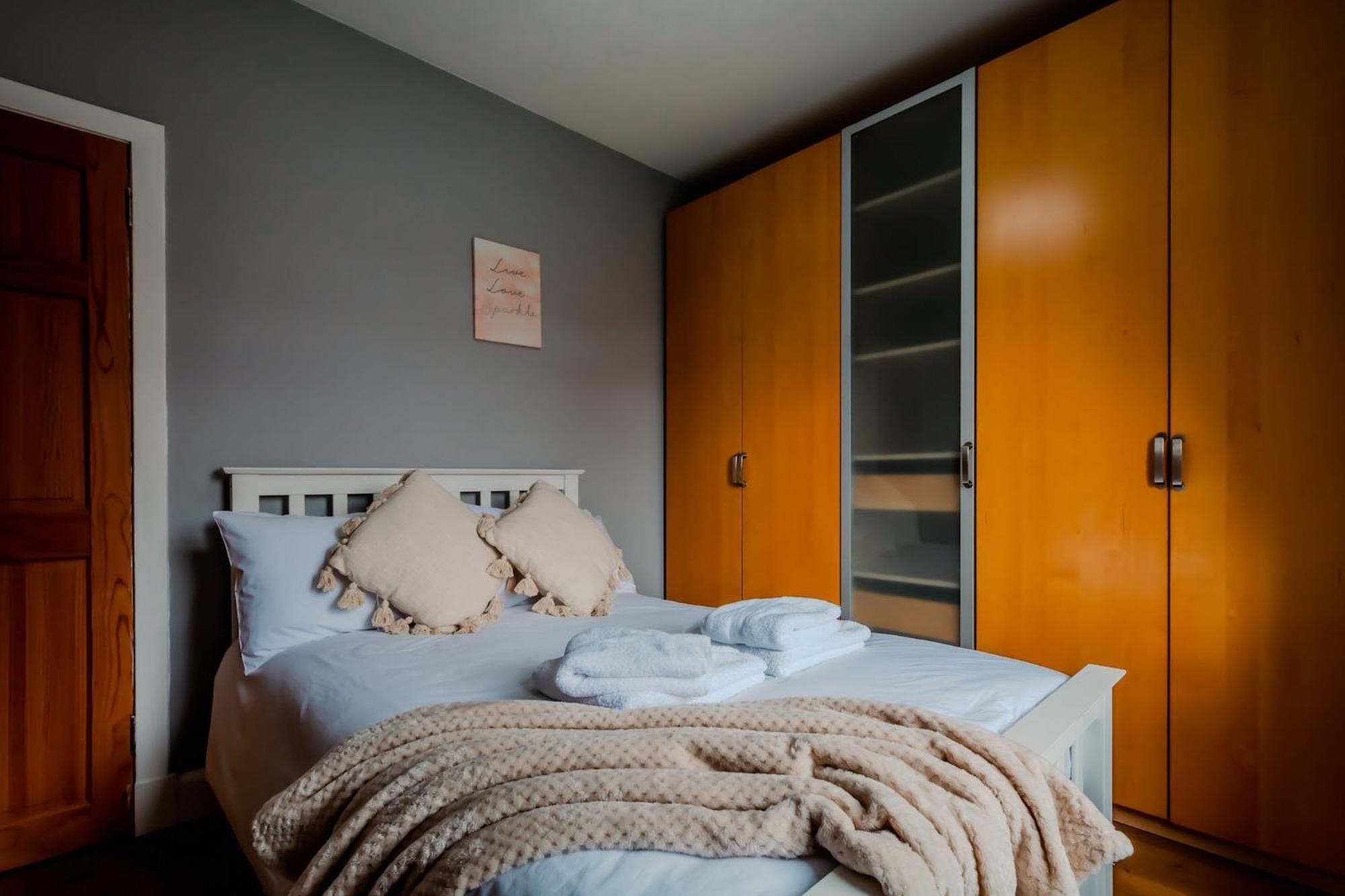 Crewe Apartment - 2 Bed, Free Off Street Parking And Private Garden 爱丁堡 外观 照片