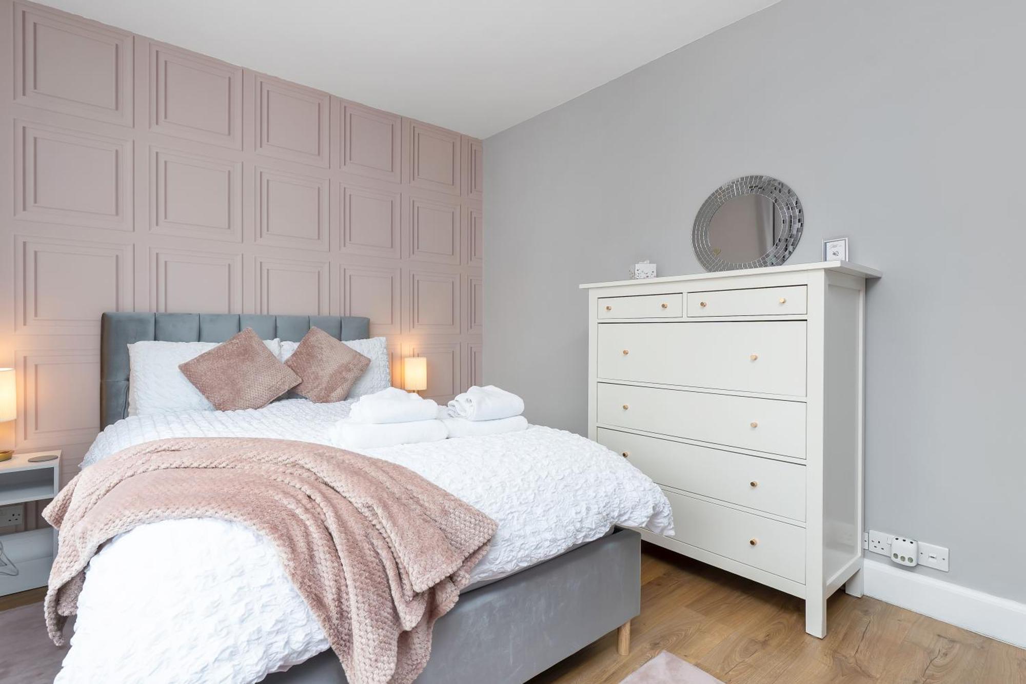 Crewe Apartment - 2 Bed, Free Off Street Parking And Private Garden 爱丁堡 外观 照片